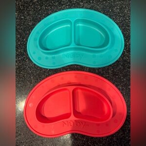Nuby Silicone Baby Plates in Red and Teal